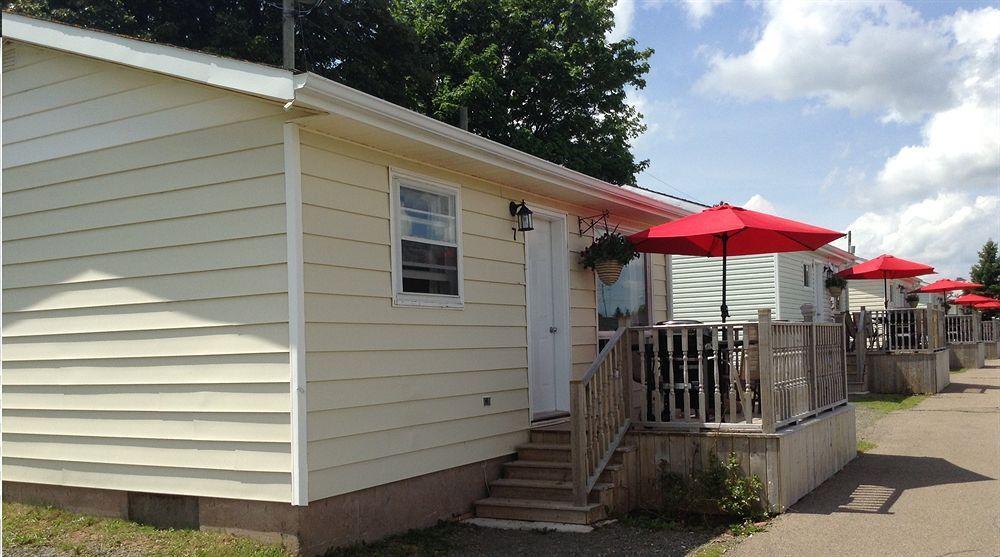 Royalty Maples Cottages And Motel Charlottetown Kültér fotó