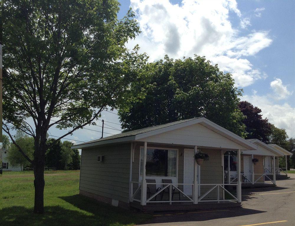 Royalty Maples Cottages And Motel Charlottetown Kültér fotó