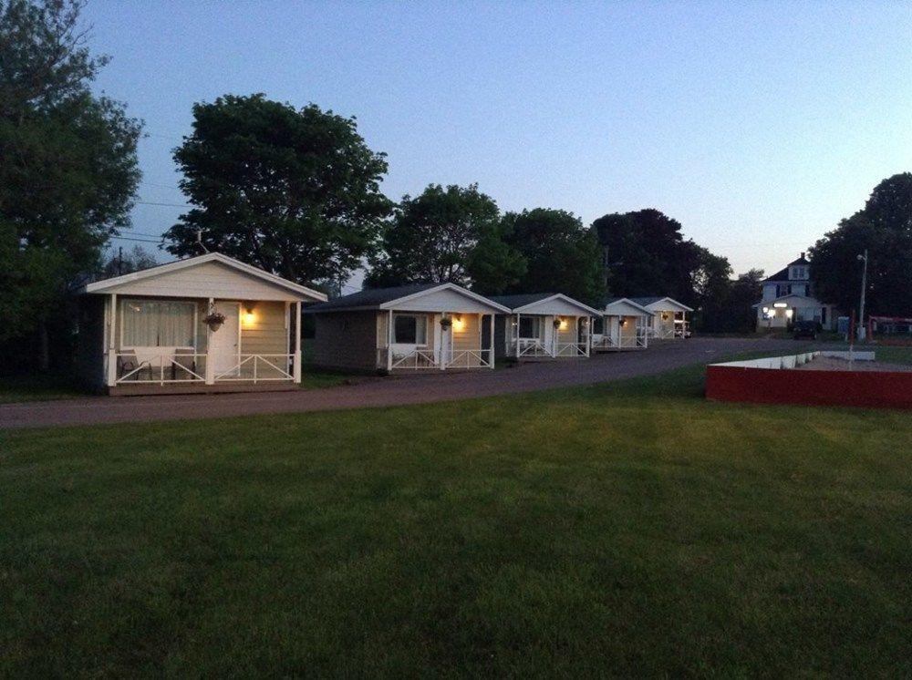 Royalty Maples Cottages And Motel Charlottetown Kültér fotó